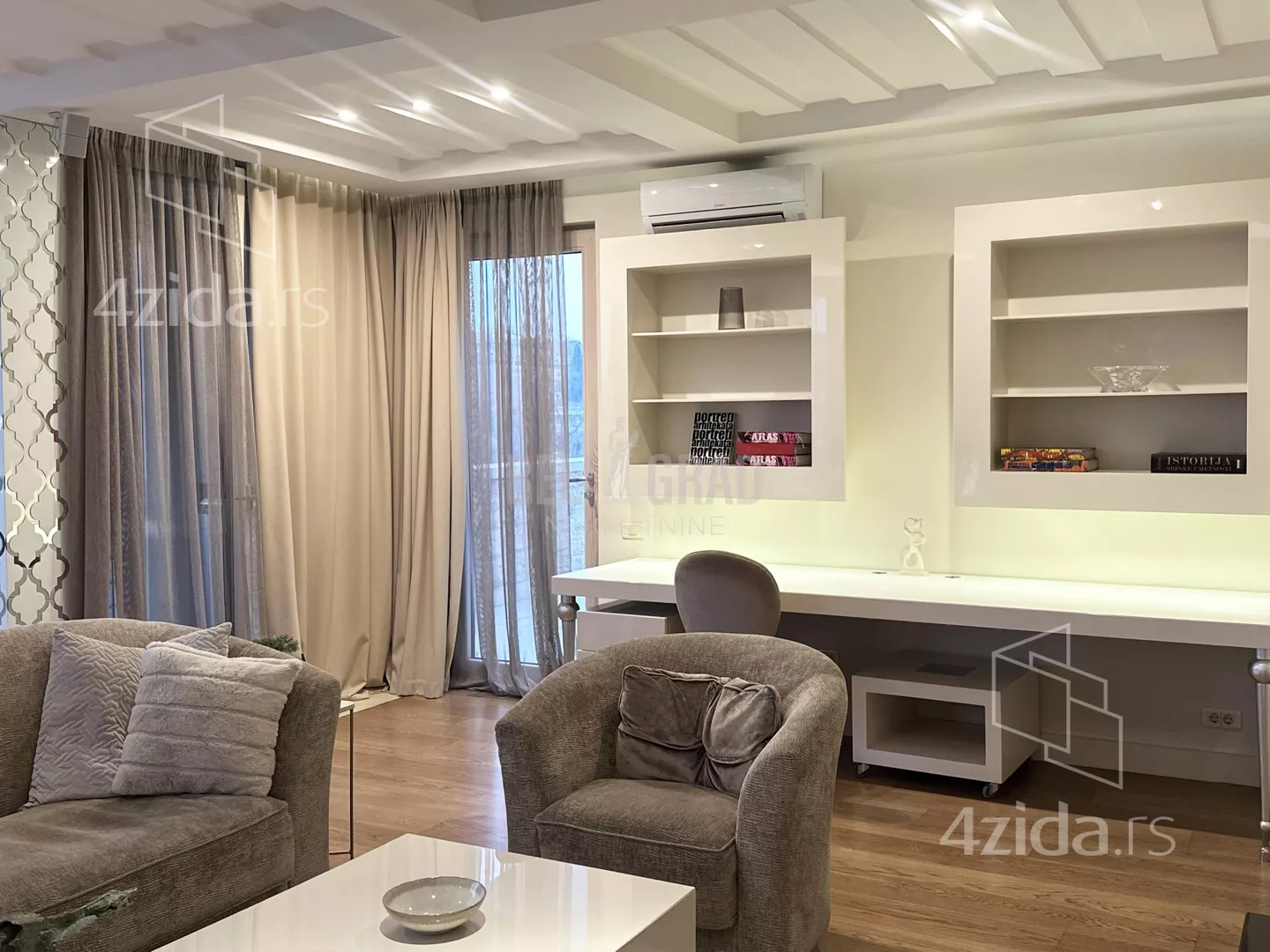 Četvoroiposoban stan | 4zida