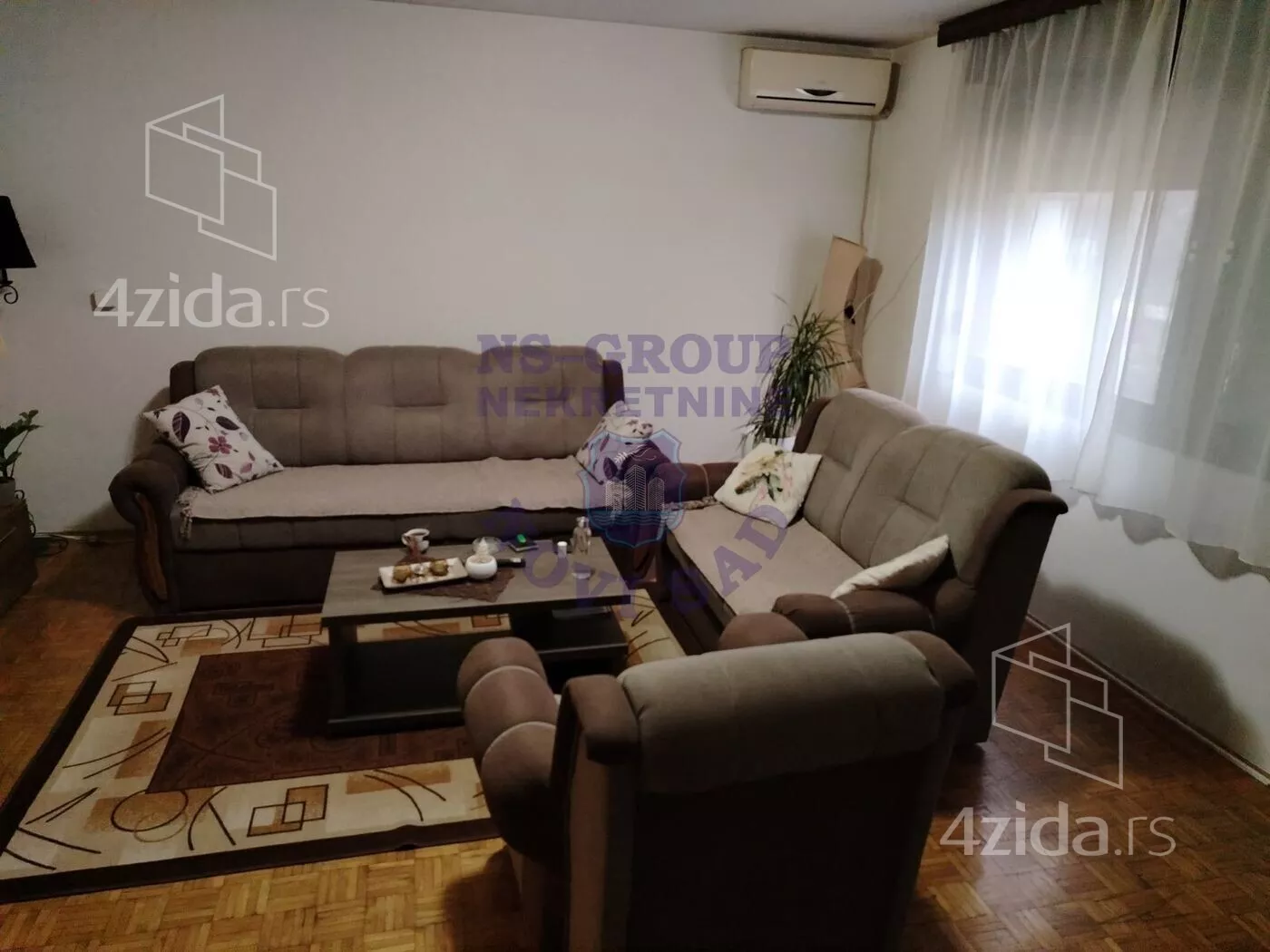 Dvoiposoban stan | 4zida