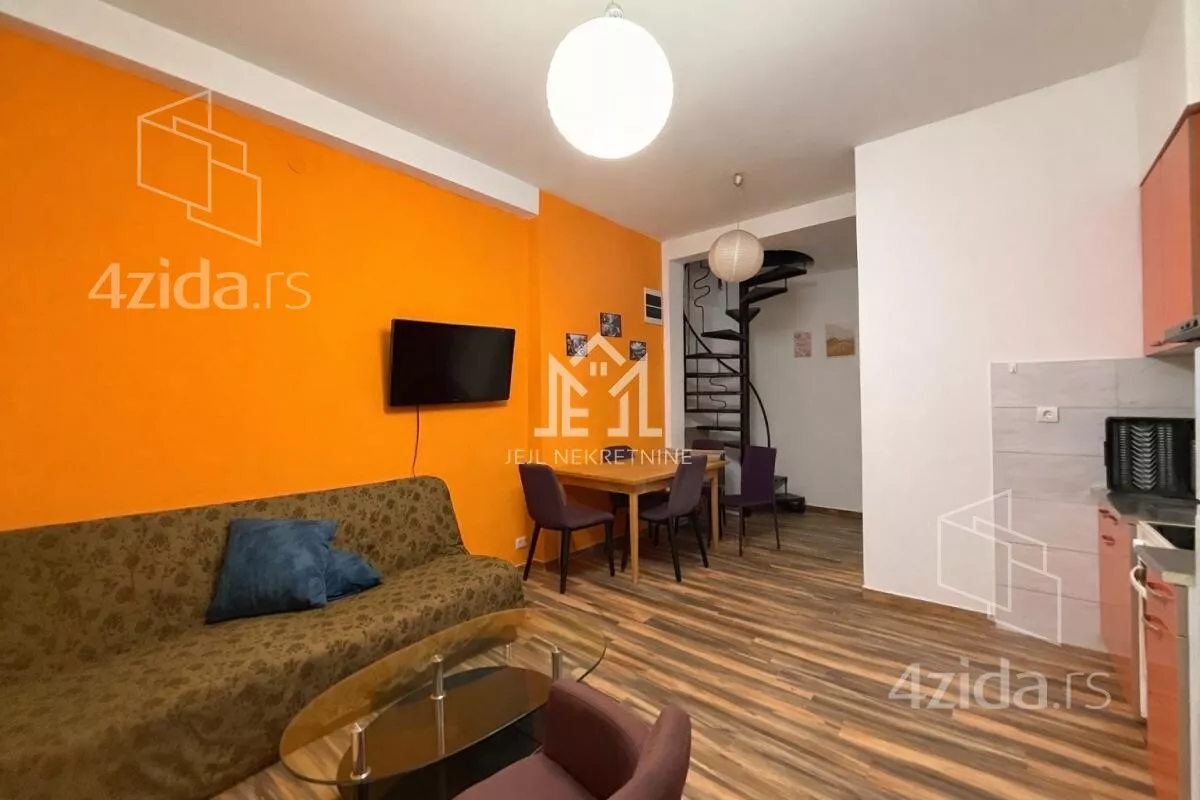 Petosoban stan | 4zida