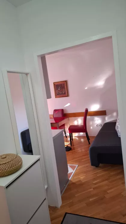 Sime Lozanića 3 | 4zida.rs