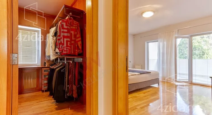 4-etažna kuća | 4zida