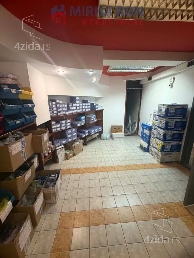 Poslovni prostor | 4zida