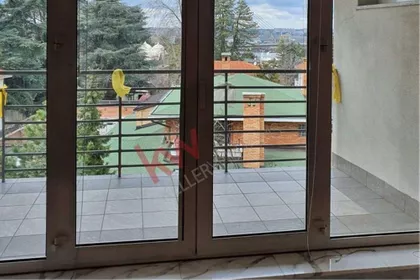 Sanje Živanovića | 4zida.rs