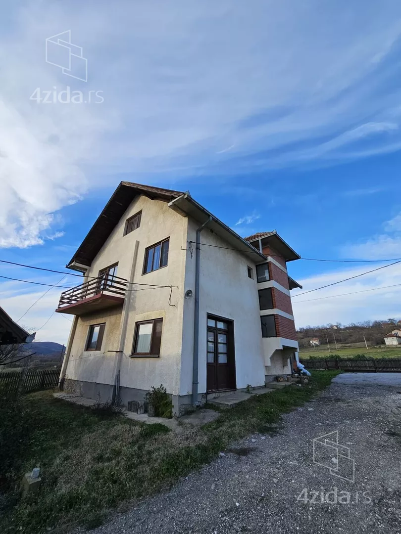 3-etažna kuća | 4zida