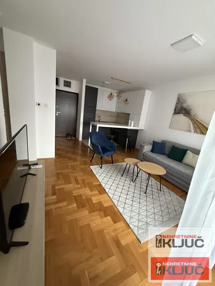 Bulevar Oslobođenja | 4zida.rs