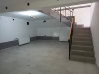Lokal | 4zida