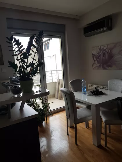 Cara Dušana 33 | 4zida.rs