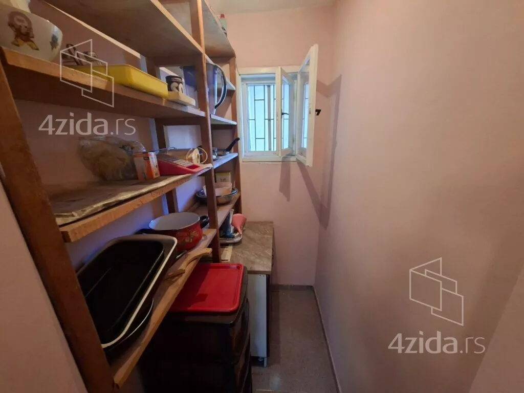 3-etažna kuća | 4zida