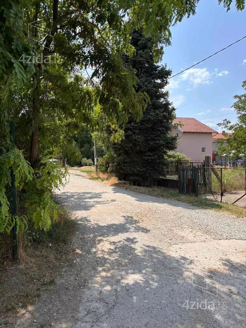 Građevinsko zemljište | 4zida