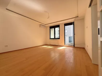 Banovo Brdo | 4zida.rs