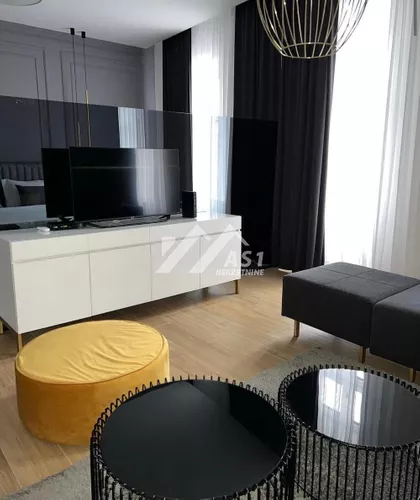 Zmaj Jovina | 4zida.rs
