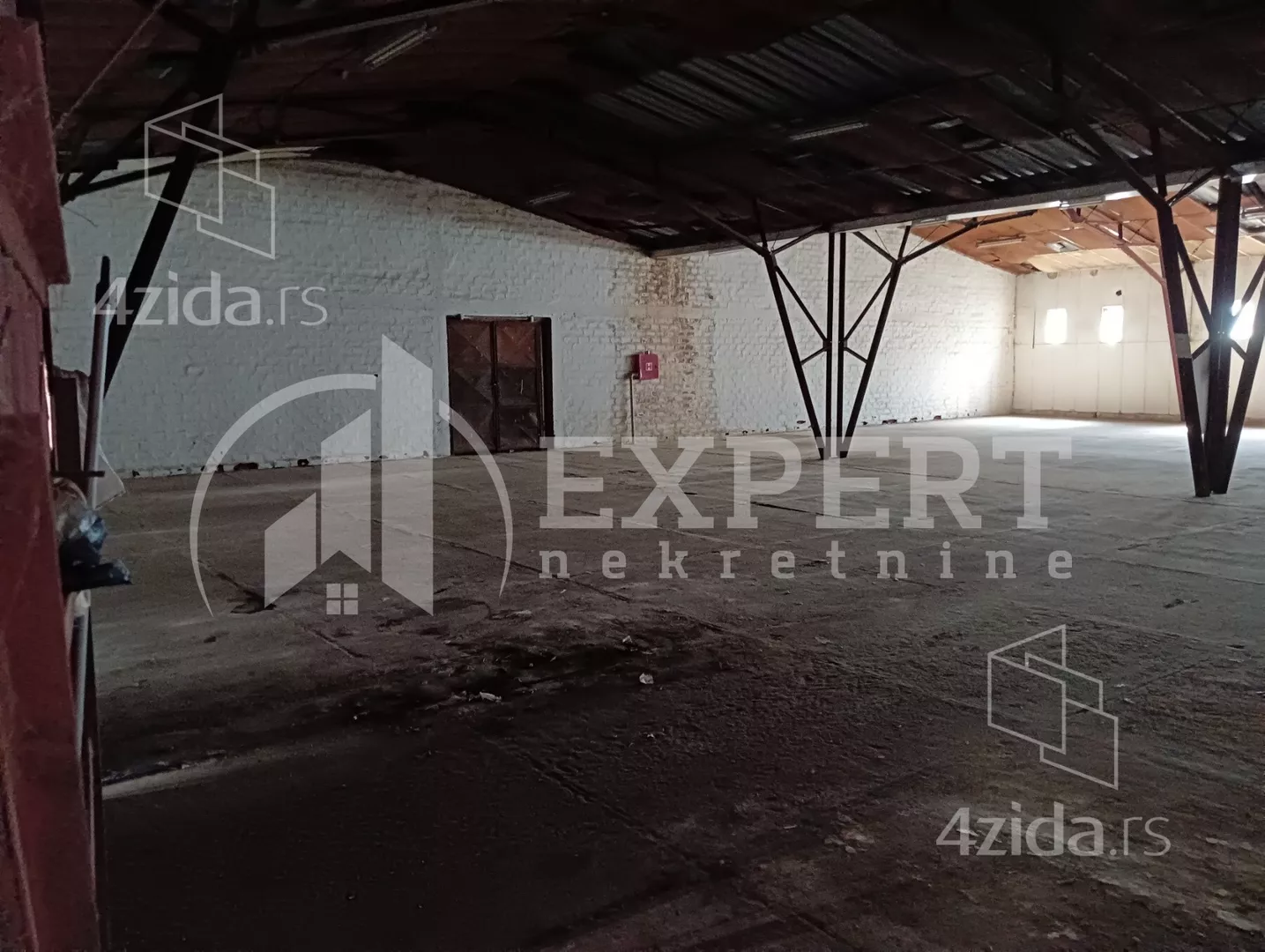 Lokal | 4zida