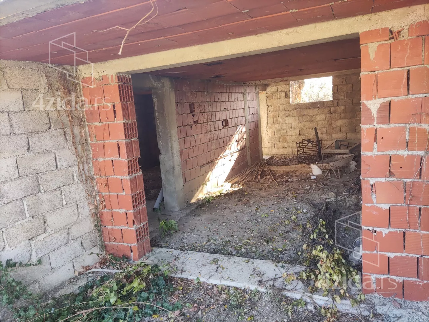 Građevinsko zemljište | 4zida