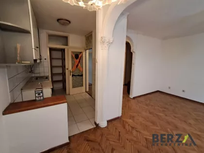 Železnička stanica | 4zida.rs