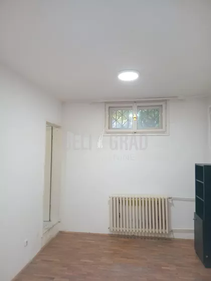 Petra Lekovića | 4zida.rs