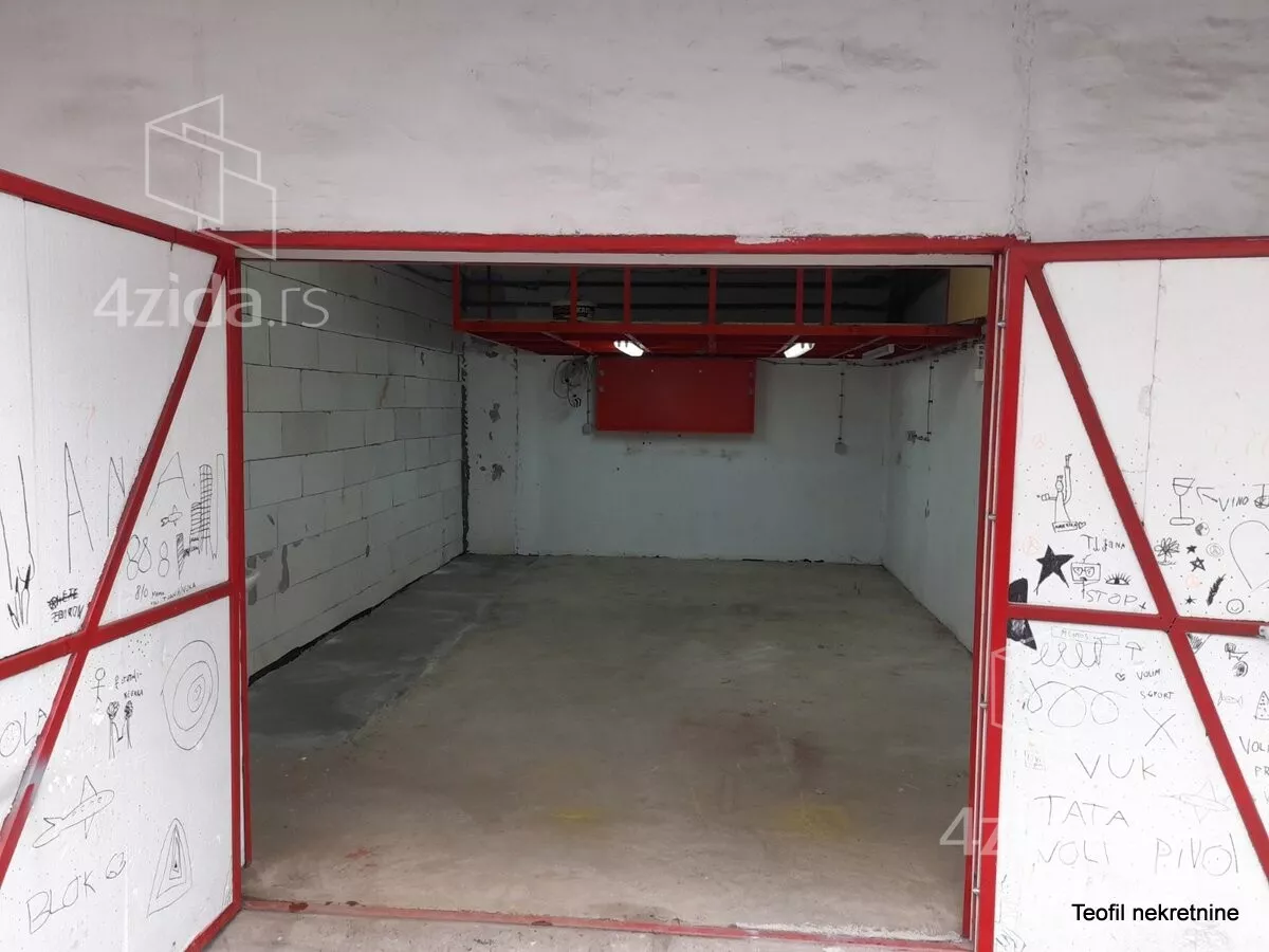 Garaža/Parking | 4zida
