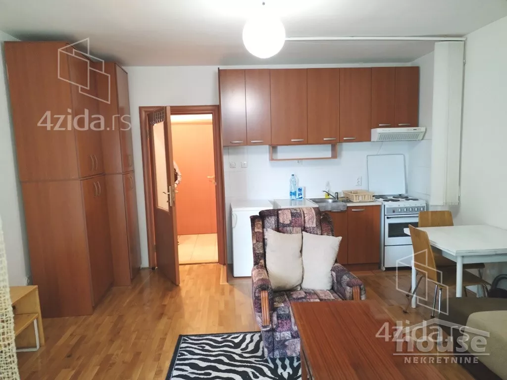 Garsonjera | 4zida