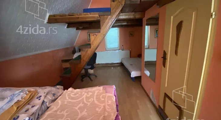 Turistički objekat | 4zida