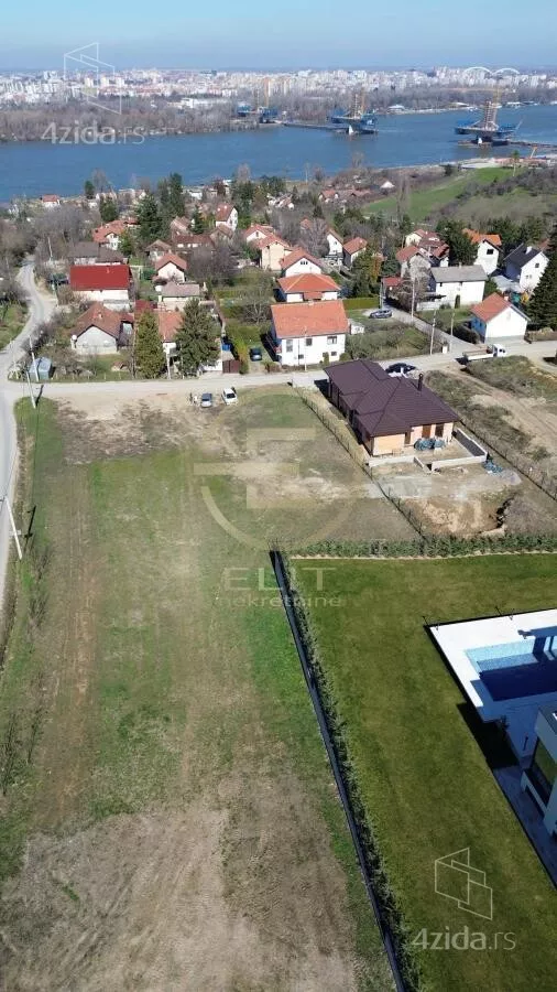 Građevinsko zemljište | 4zida