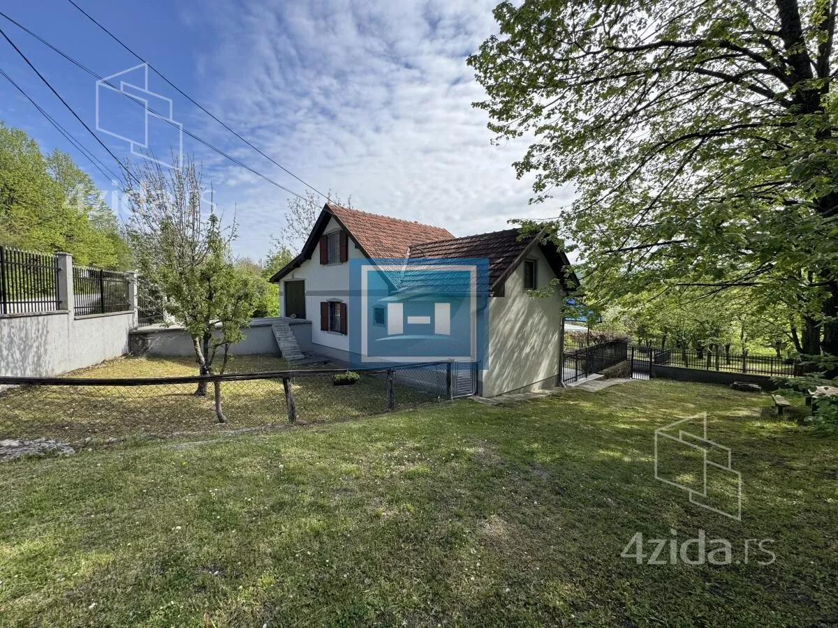 Kuća | 4zida