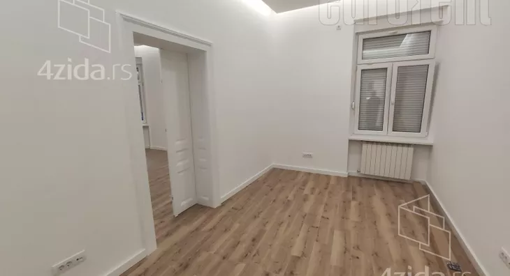 Četvoroiposoban stan | 4zida