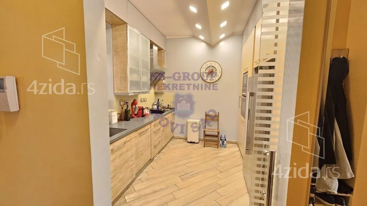 3-etažna kuća | 4zida