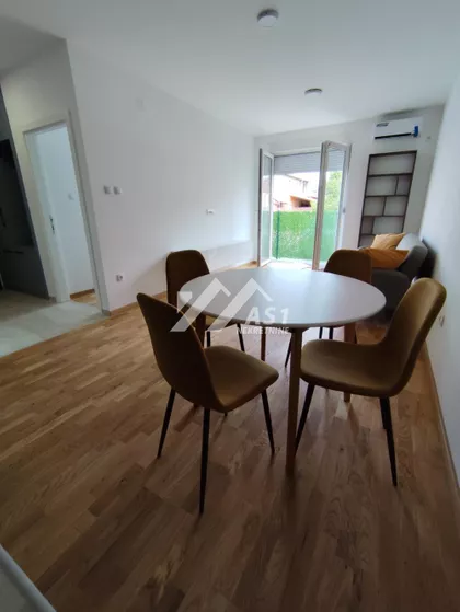 Povrtarska | 4zida.rs