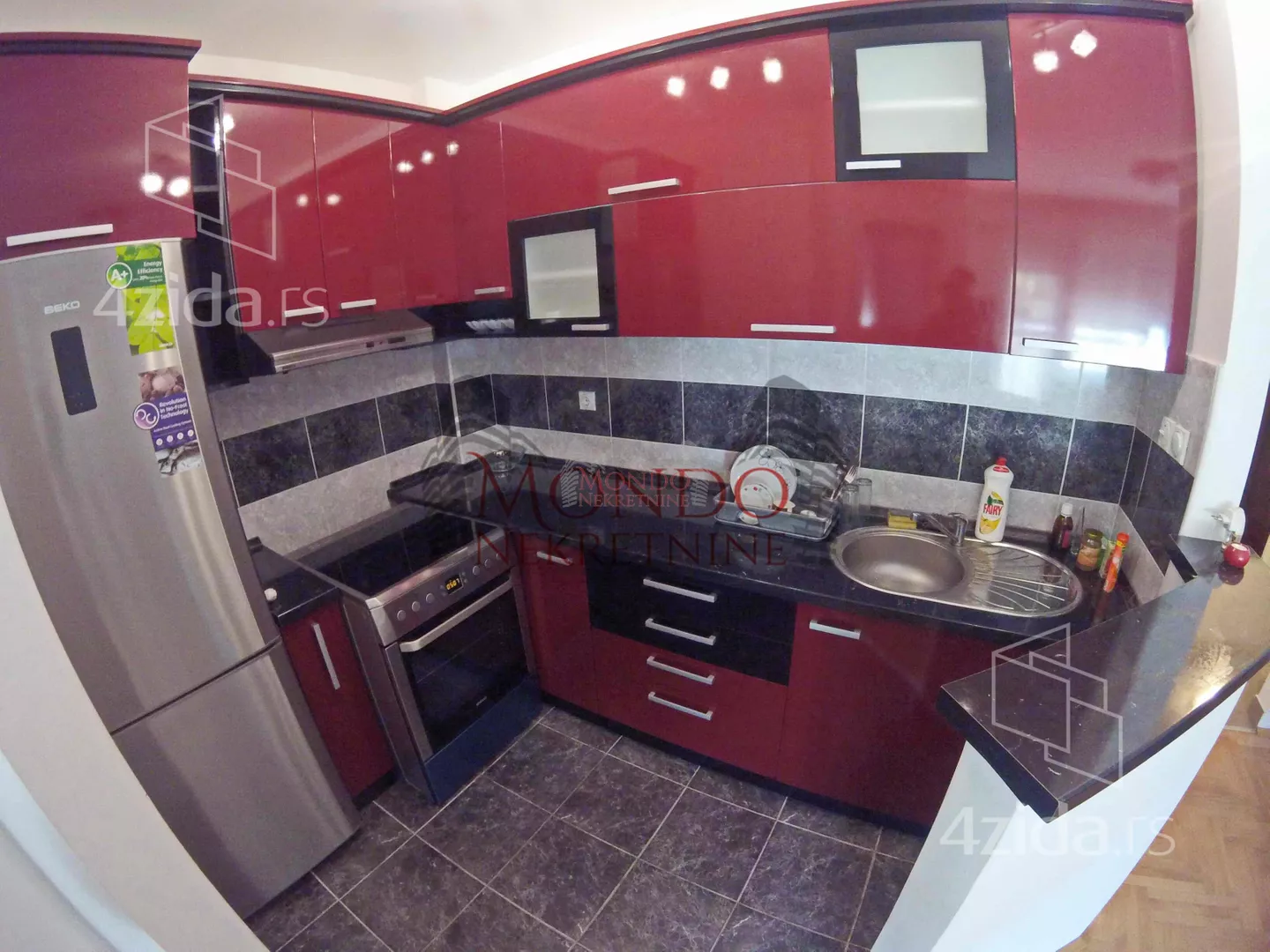 Jednoiposoban stan | 4zida