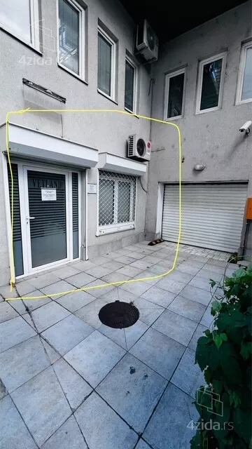 Poslovni prostor | 4zida