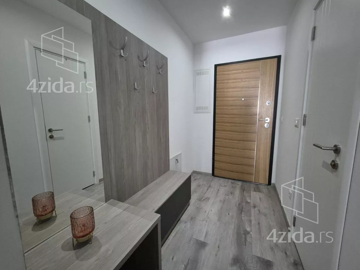 Garsonjera | 4zida