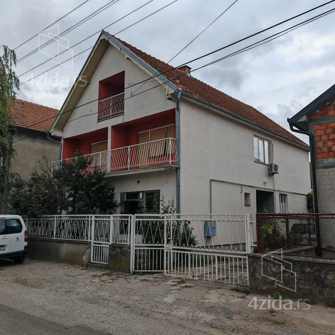 2-etažna kuća | 4zida
