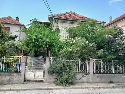 Brđakova 10 | 4zida.rs