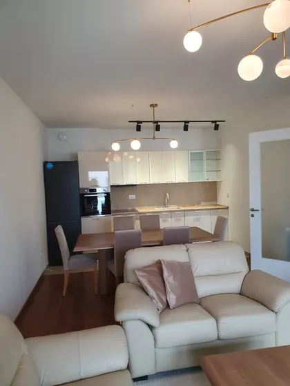 Tošin Bunar | 4zida.rs