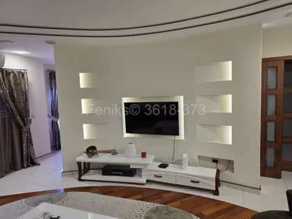 Botanička Bašta | 4zida.rs