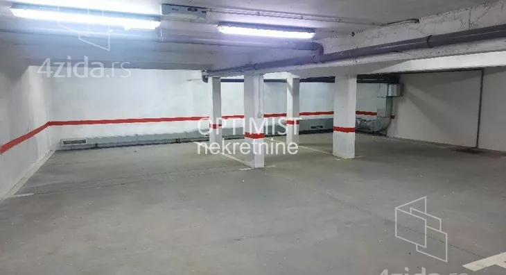 Garaža | 4zida