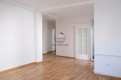 Bulevar Oslobođenja | 4zida.rs