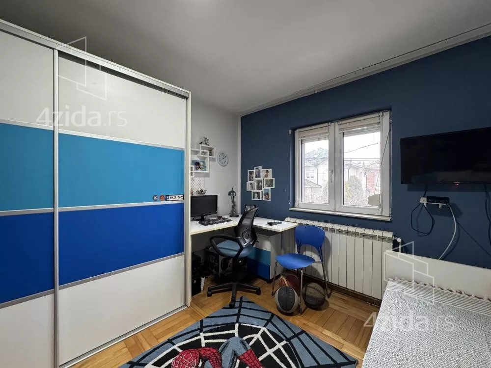 Kuća | 4zida