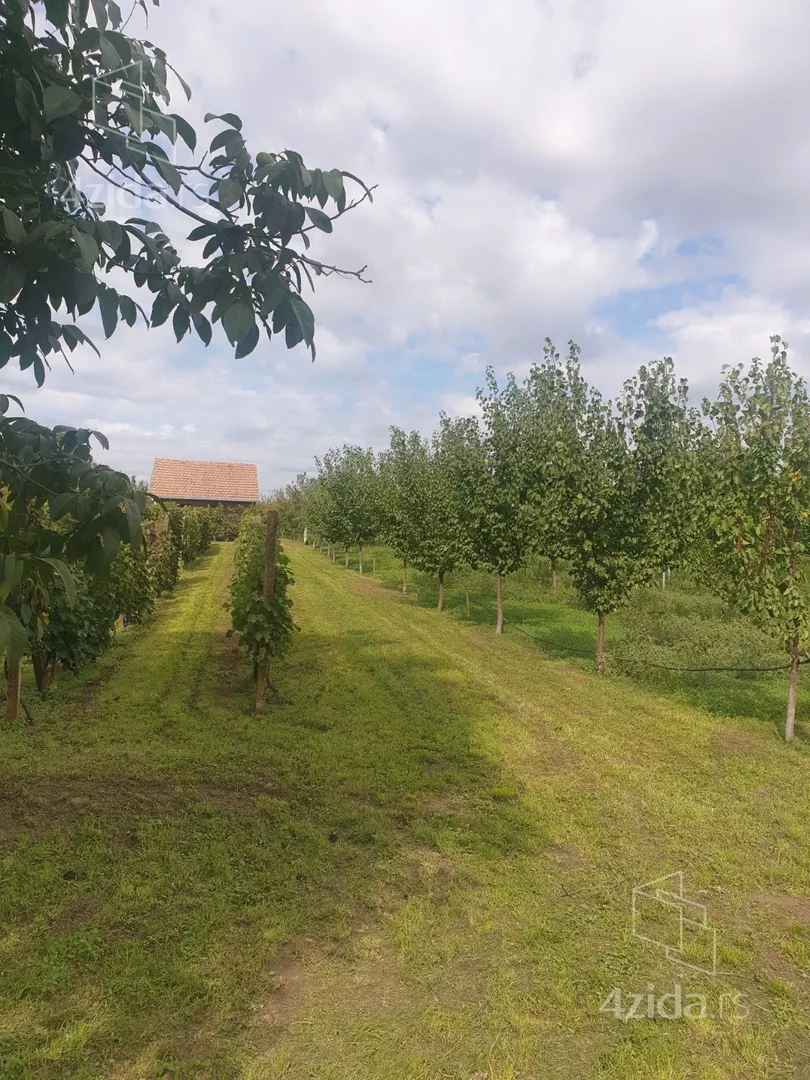 Poljoprivredno zemljište | 4zida