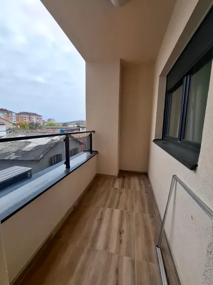 Trg Kosturnica | 4zida.rs