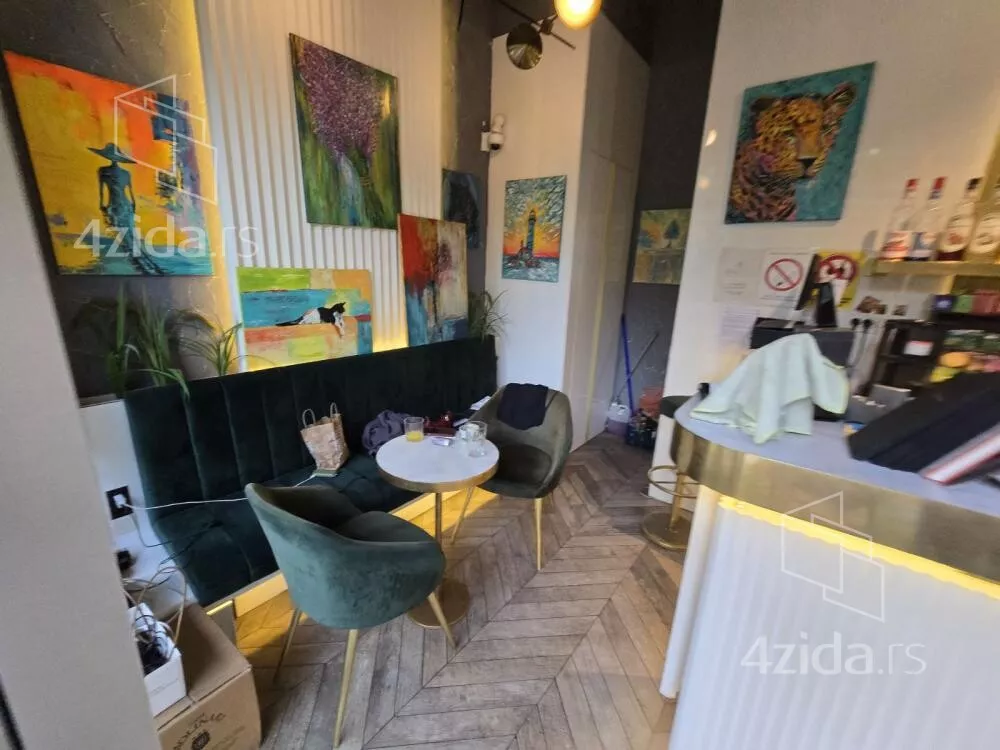 Lokal | 4zida
