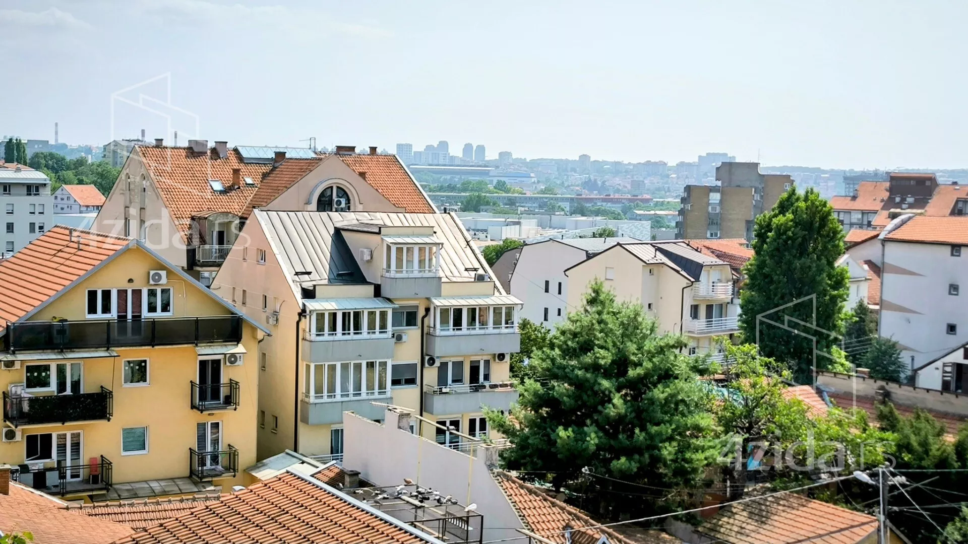 Četvorosoban stan | 4zida