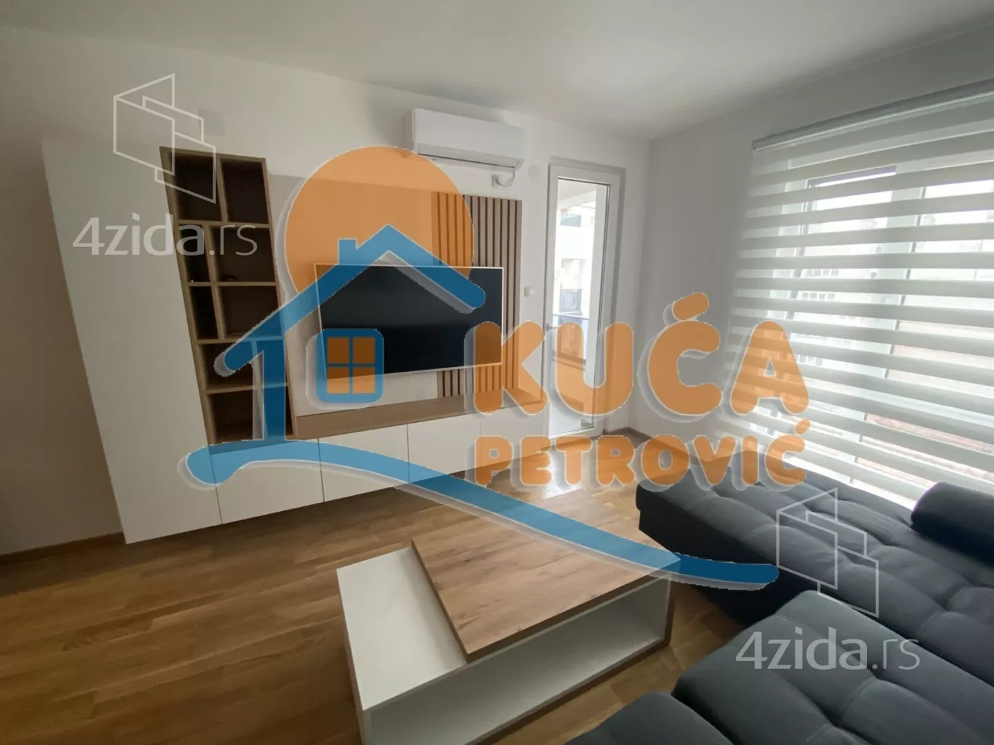 Jednoiposoban stan | 4zida