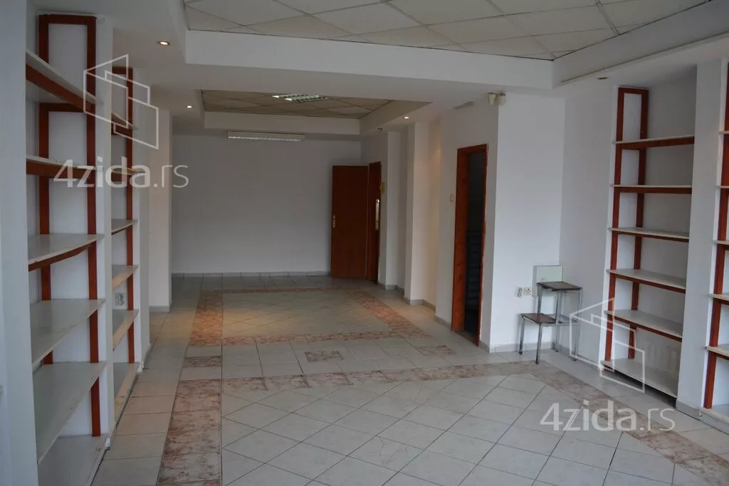 Poslovni prostor | 4zida