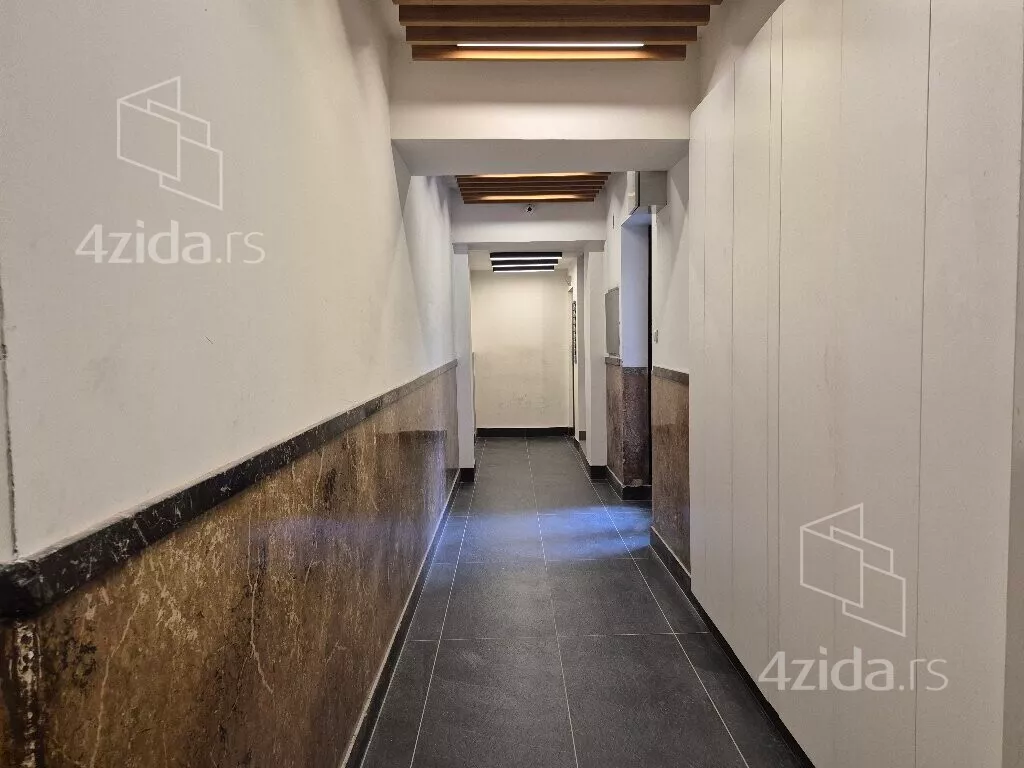 Turistički objekat | 4zida