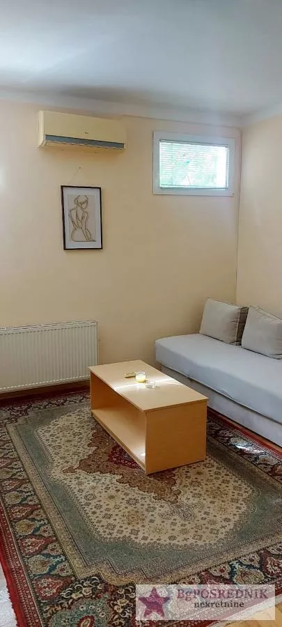 Petra Lubarde | 4zida.rs