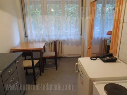 STARI MERKATOR | 4zida.rs