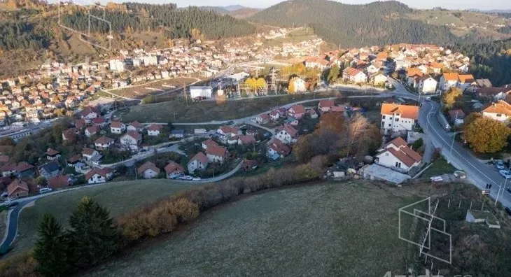 Plac | 4zida