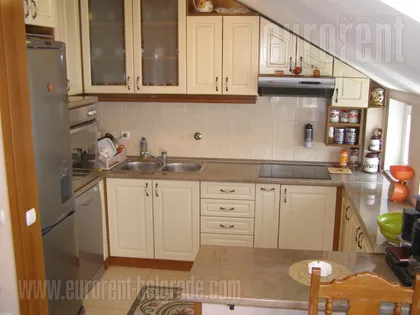 BANOVO BRDO | 4zida.rs