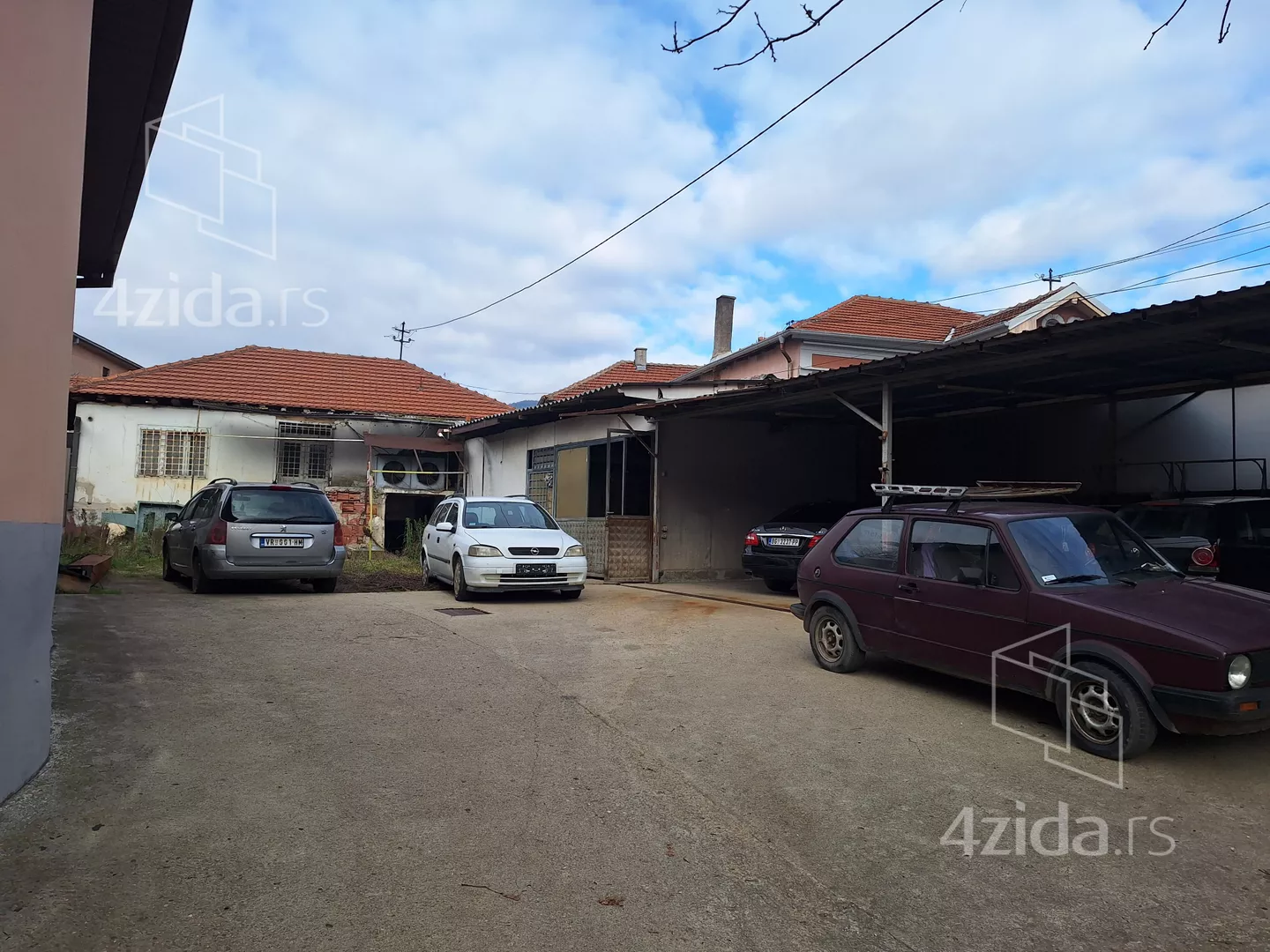 Građevinsko zemljište | 4zida