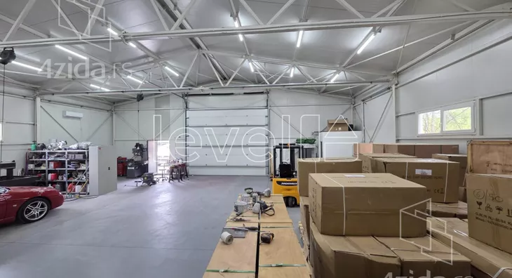 Poslovni prostor | 4zida